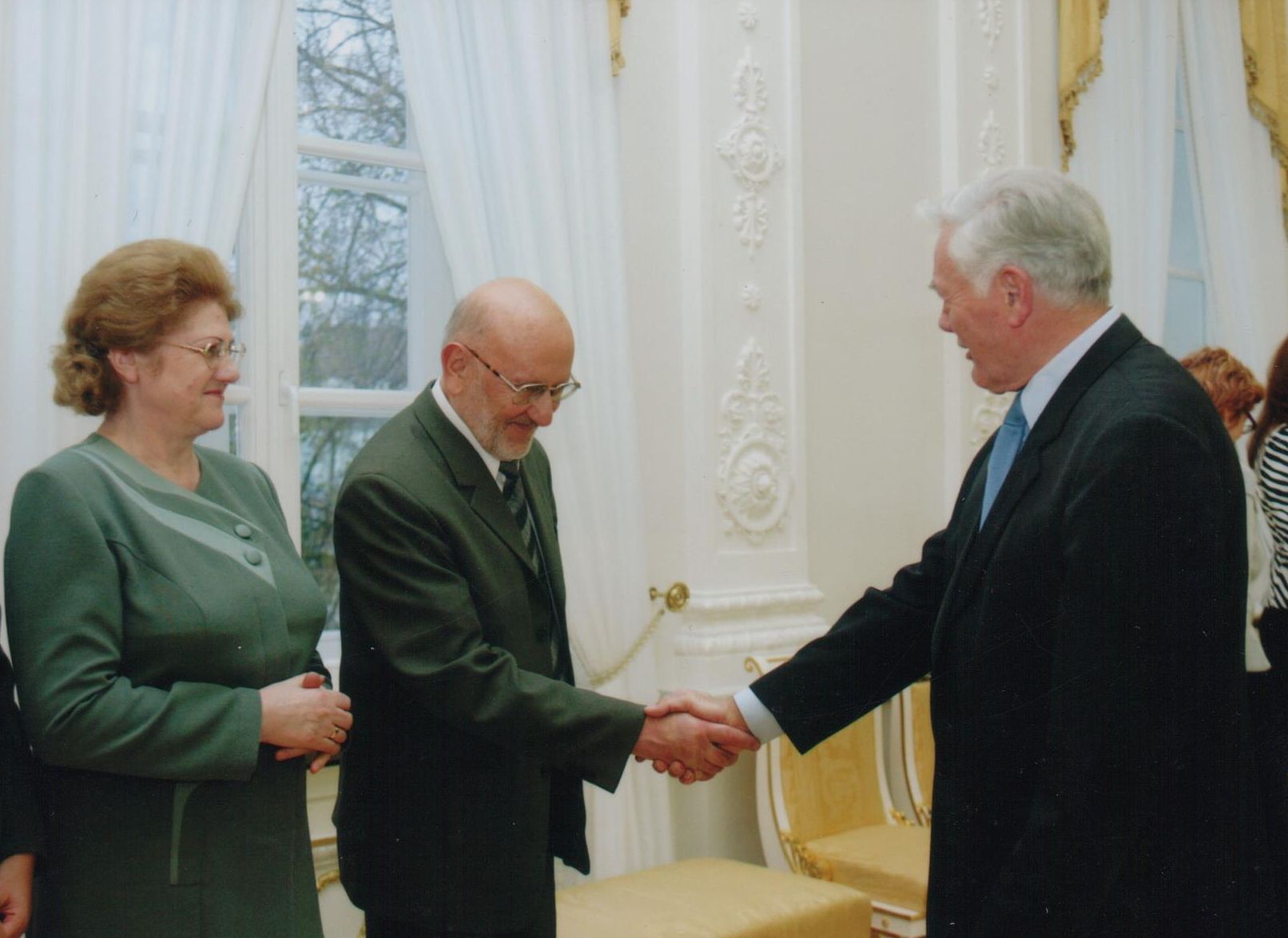 LR Prezidento Valdo Adamkaus darbo 100-dienio minėjimo metu. 2004 m. spalio 19 d. Džojos Gundos Barysaitės nuotr.